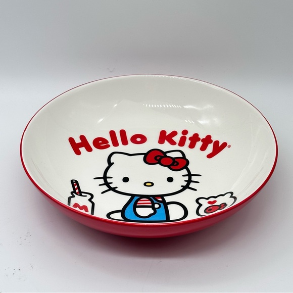 Sanrio Hello Kitty Ceramic Red Plate 9” - Picture 3 of 5